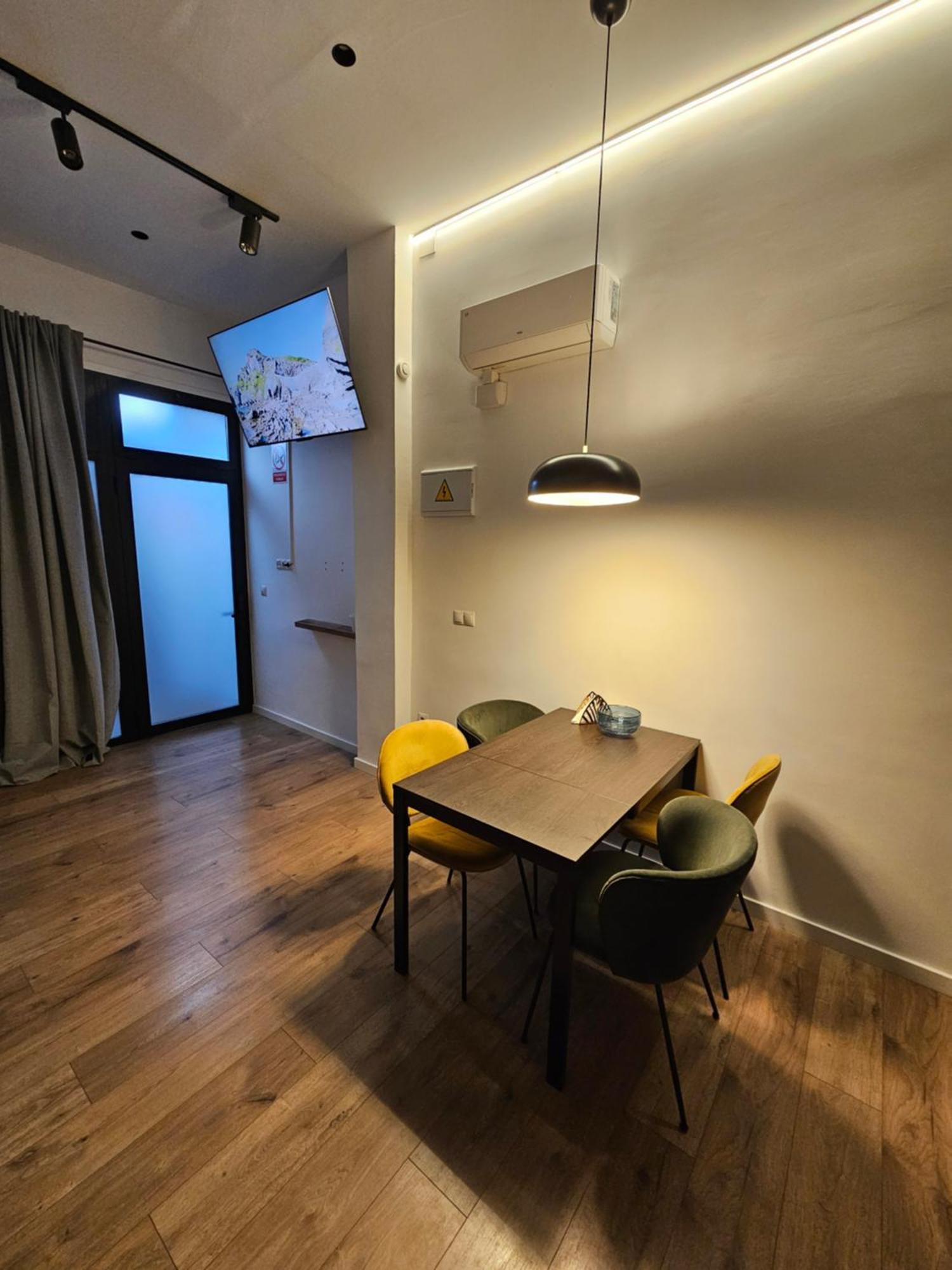 Bear Homes - Olimpia Suite Valencia Exteriör bild